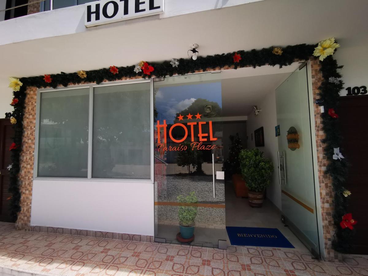 Hotel Paraiso Plaza プエルト・トリウンフォ エクステリア 写真