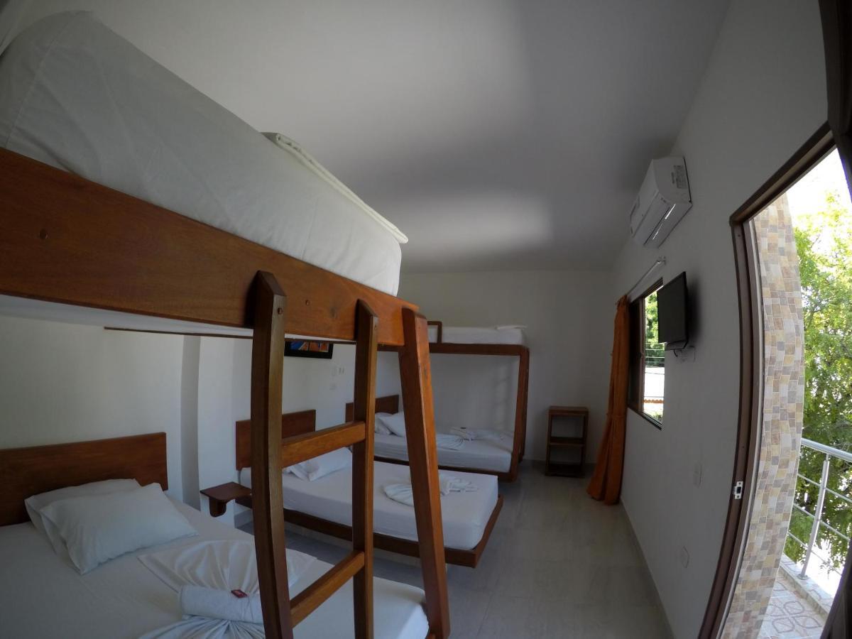 Hotel Paraiso Plaza プエルト・トリウンフォ エクステリア 写真