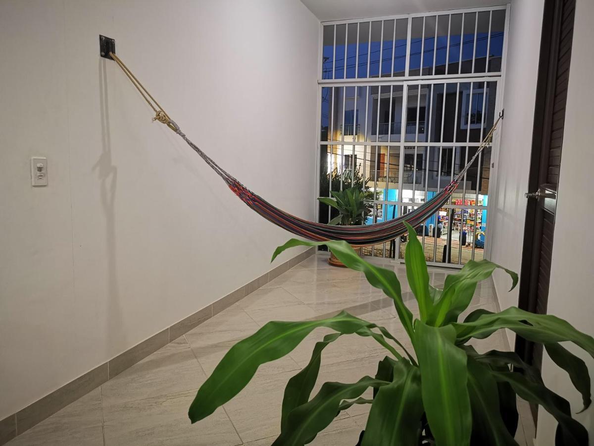 Hotel Paraiso Plaza プエルト・トリウンフォ エクステリア 写真